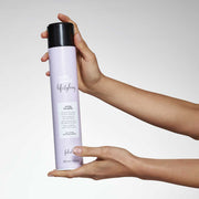 milk-shake-strong-spray-in-hand